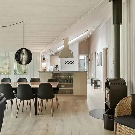 Vakantiehuis Gezellig In Idestrup Met Sauna