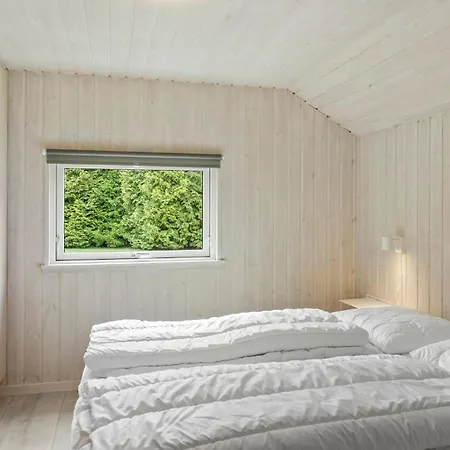 Cozy In Idestrup With Sauna