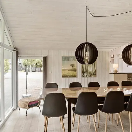 Dom wakacyjny Cozy In Idestrup With Sauna Bøtø By