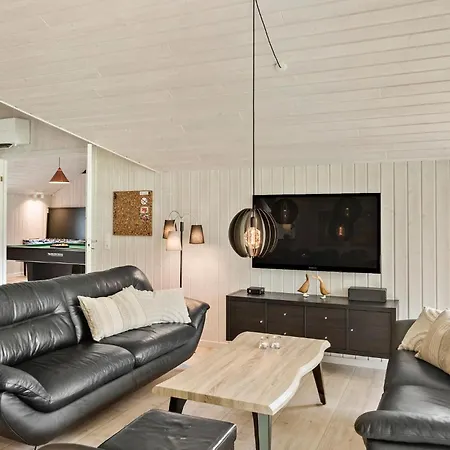 Cozy In Idestrup With Sauna *