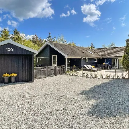 Cozy In Idestrup With Sauna *